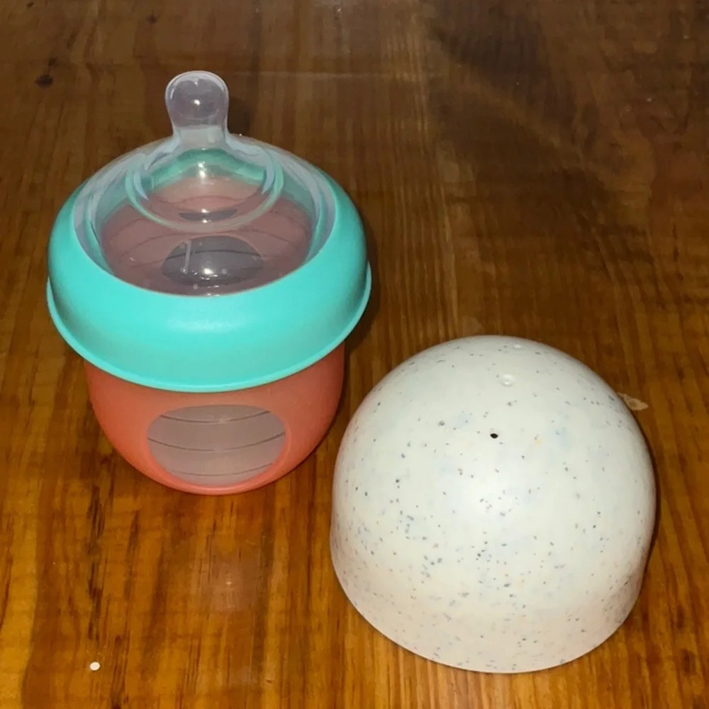 Boon Nursh Silicone Baby Bottle (120nL/4oz)